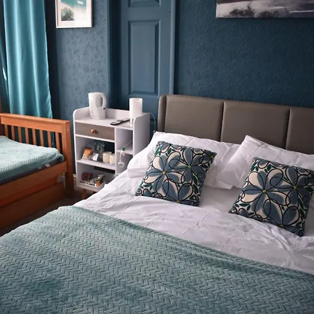 The Phoenix Guest house Scarborough