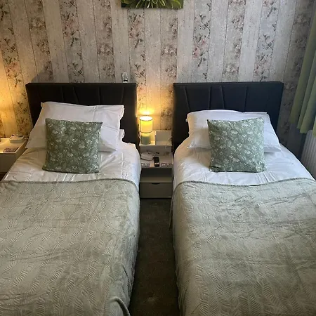 Guest house The Phoenix Scarborough
