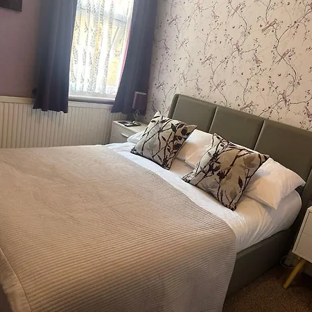 Guest house The Phoenix 3*