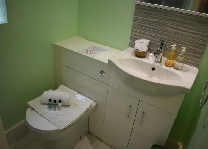 ゲストハウス The Phoenix スカーバラ