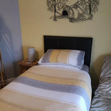 בית הארחה The Phoenix סקארבורו