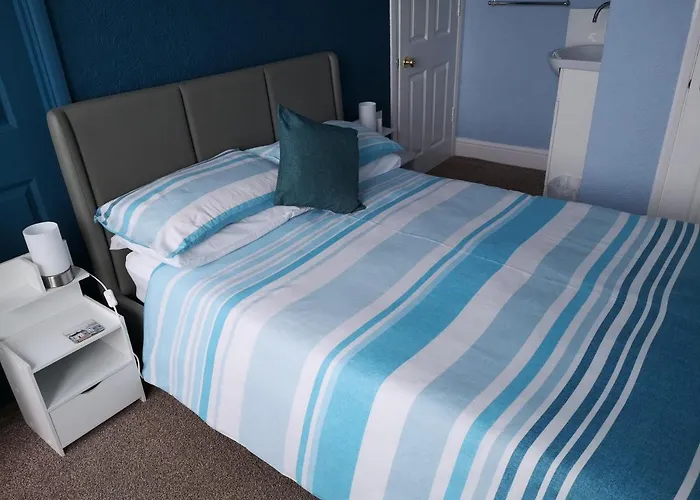 Guest house The Phoenix 4*