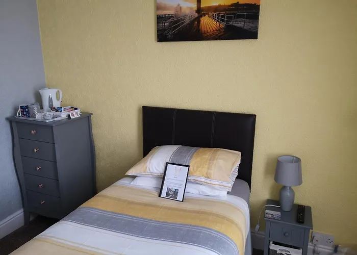 The Phoenix Guest house Scarborough