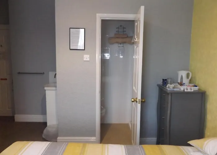 Guest house The Phoenix 4*