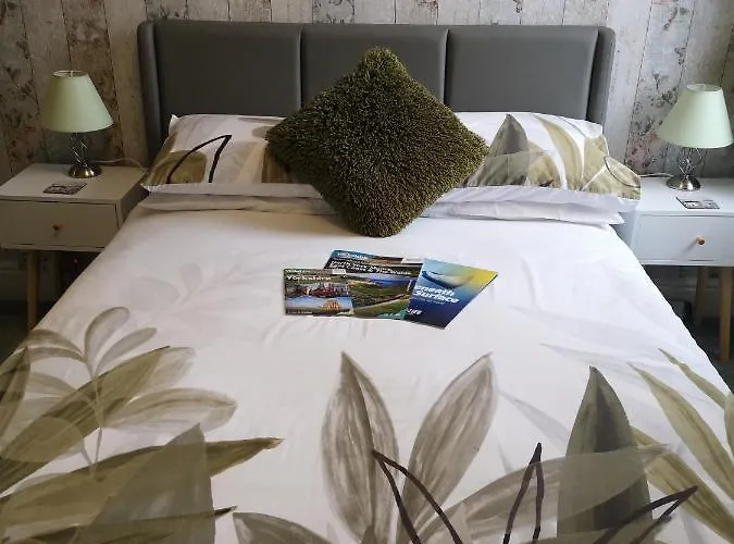 Guest house The Phoenix