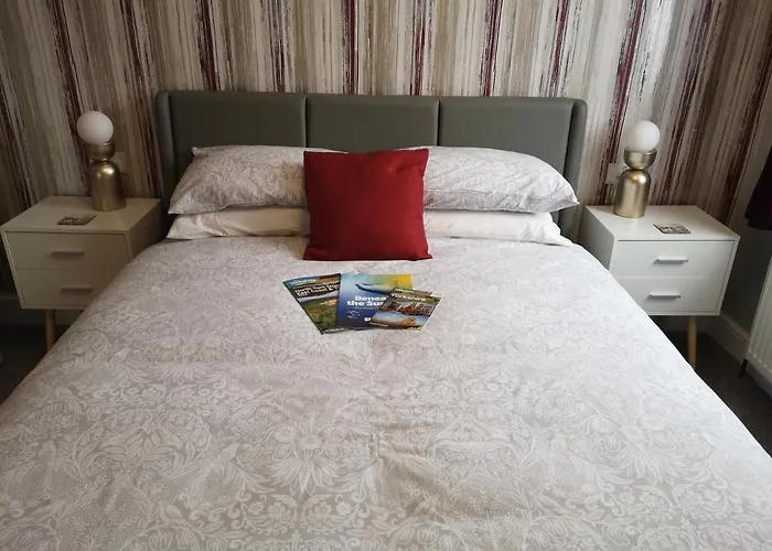 The Phoenix 4*